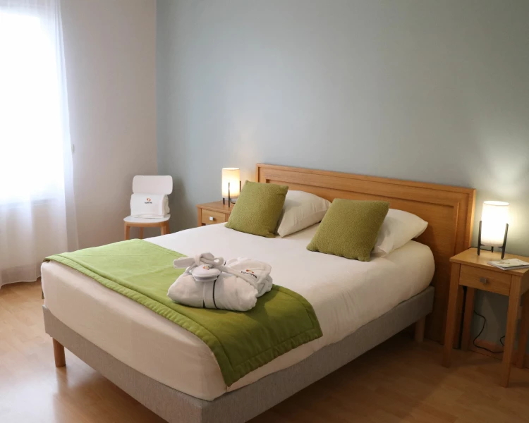 residence-senior-chateauroux-chambre.jpg