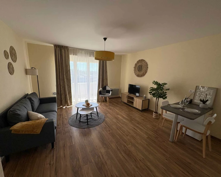 residence-senior-saint-doulchard-sejour.jpg