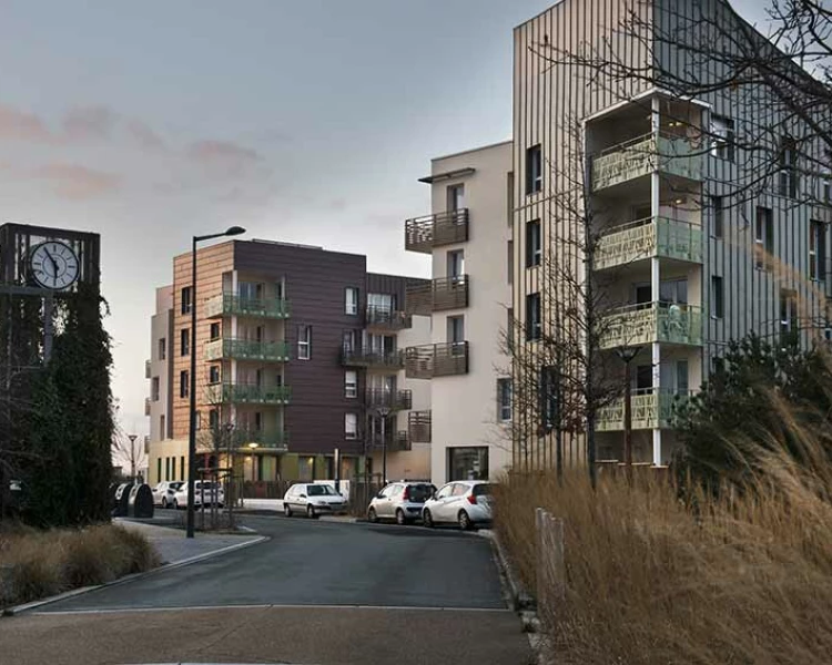 residence-senior-angers-exterieur.jpg