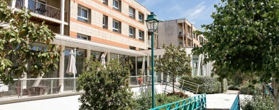 residence-senior-ROMORANTIN-exterieur.jpg