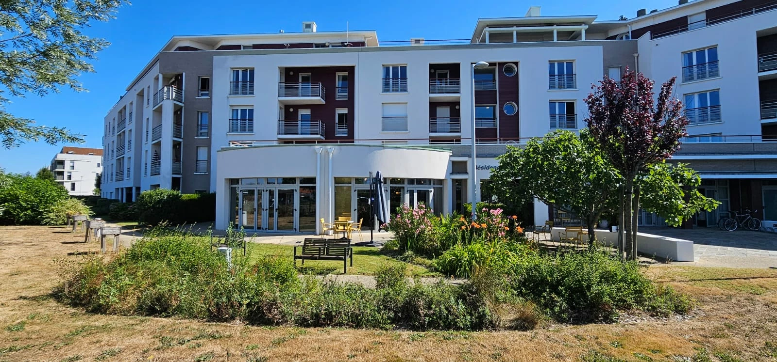 Saint-Gilles devanture.jpg