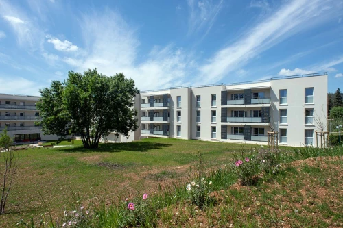 residence-senior-nancy-exterieur-2.jpg