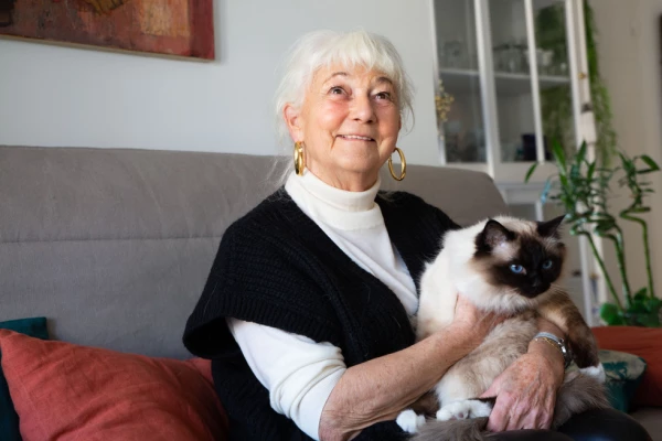 service-a-la-personne-chat.jpg
