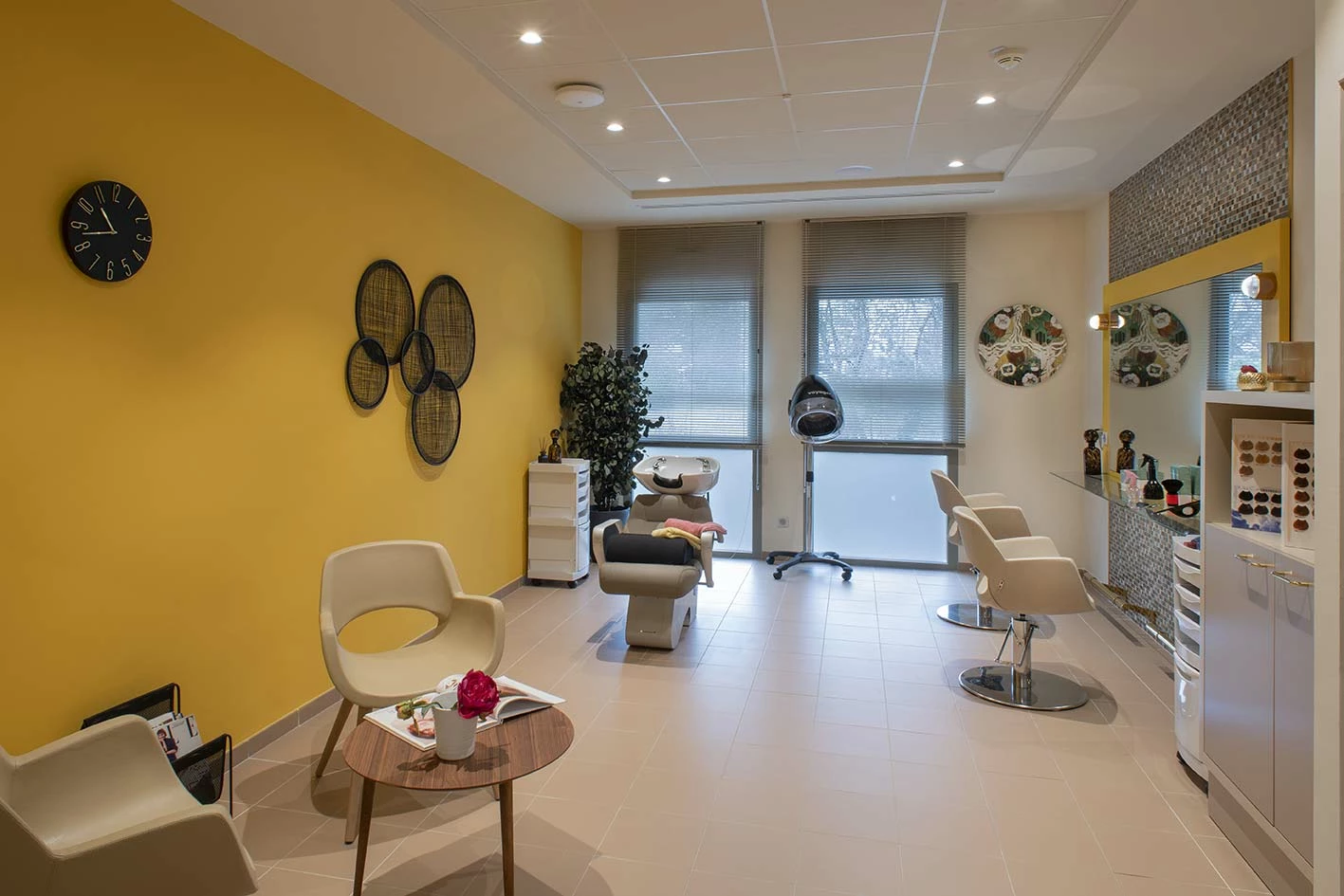 residence-senior-domitys-coiffeur.jpg