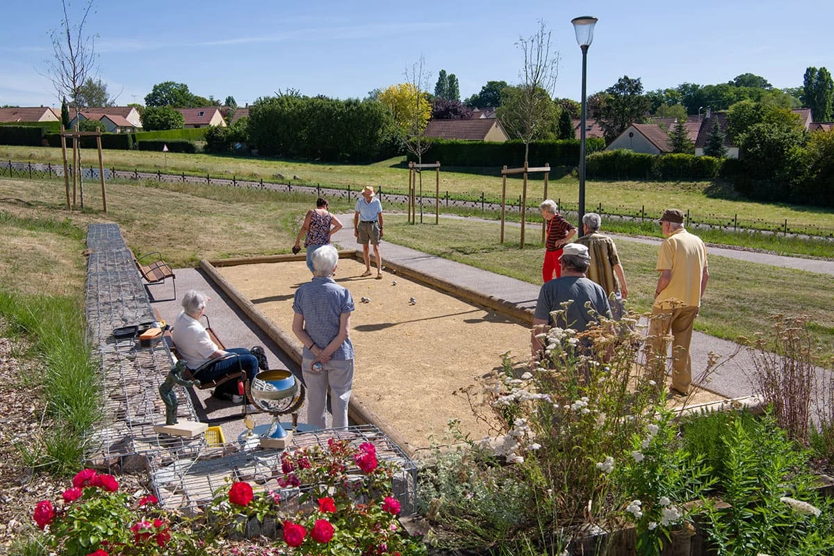 résidence senior nevers boulodrome