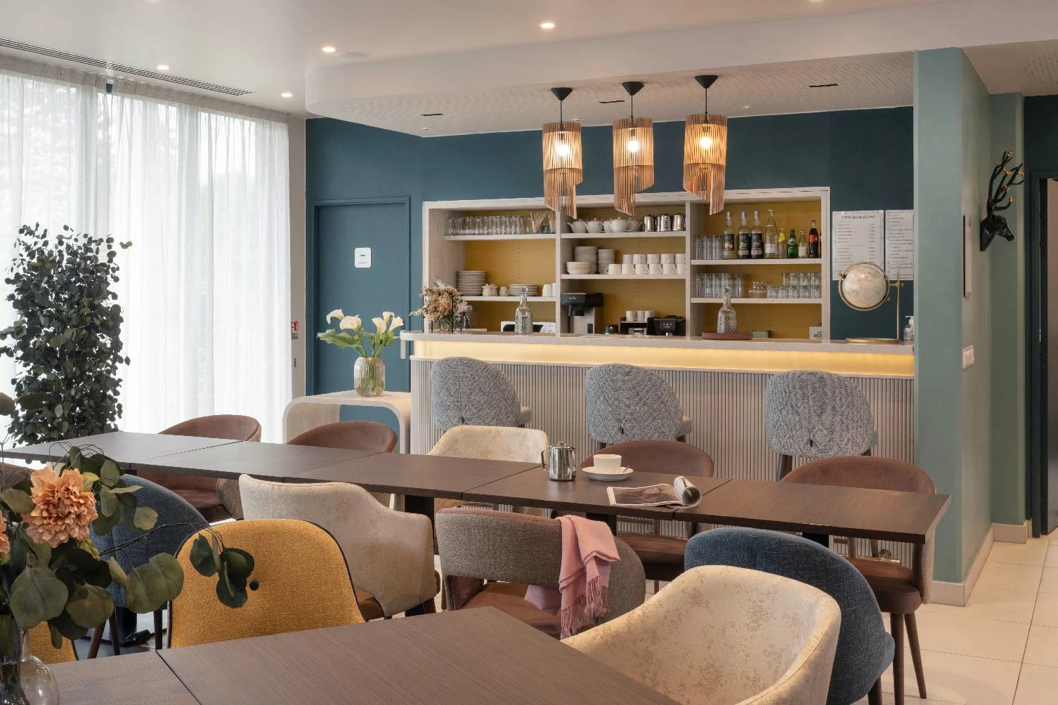 residence-senior-domitys-bar.jpg