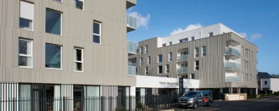residence-senior-vannes-exterieur.jpg