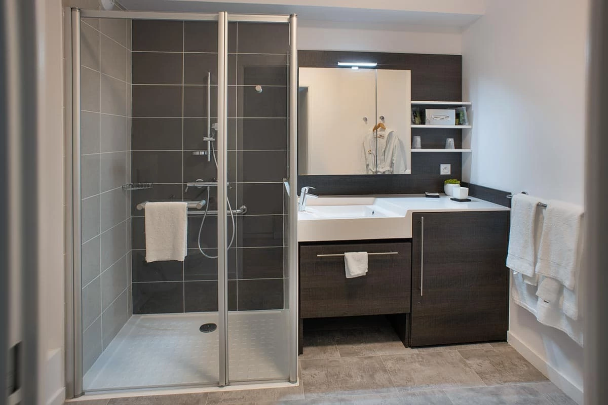 résidence senior l'union salle de bain