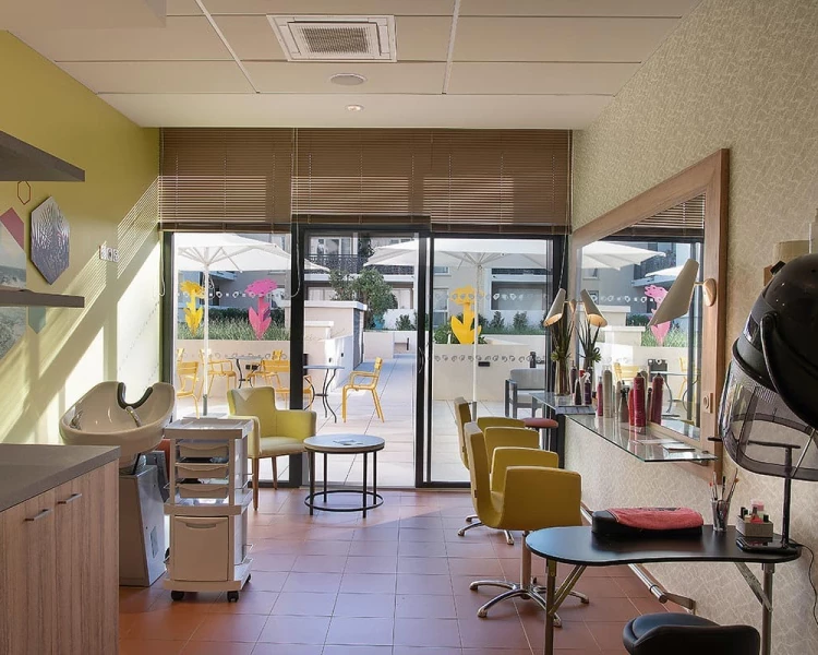 résidence senior la valette du var coiffeur