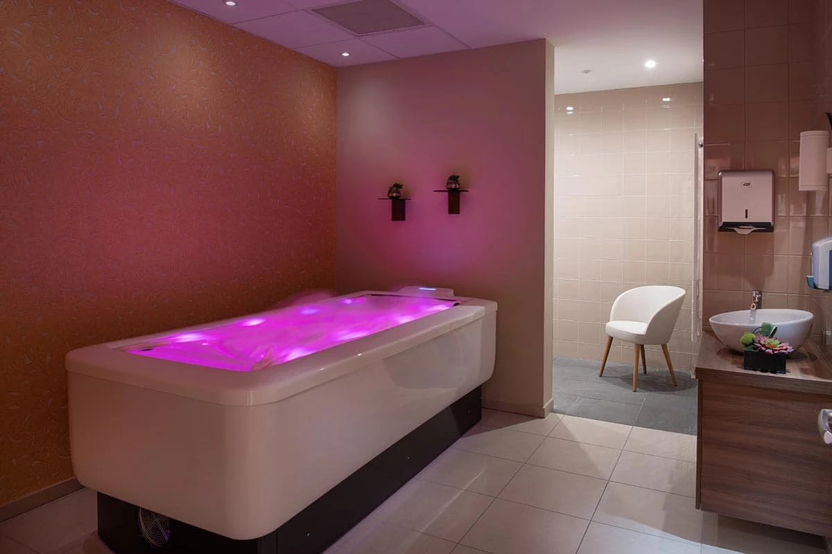 résidence senior calais lit hydromassant