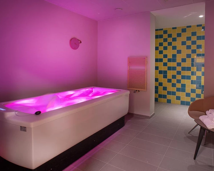 résidence senior moulins les metz lit hydromassant