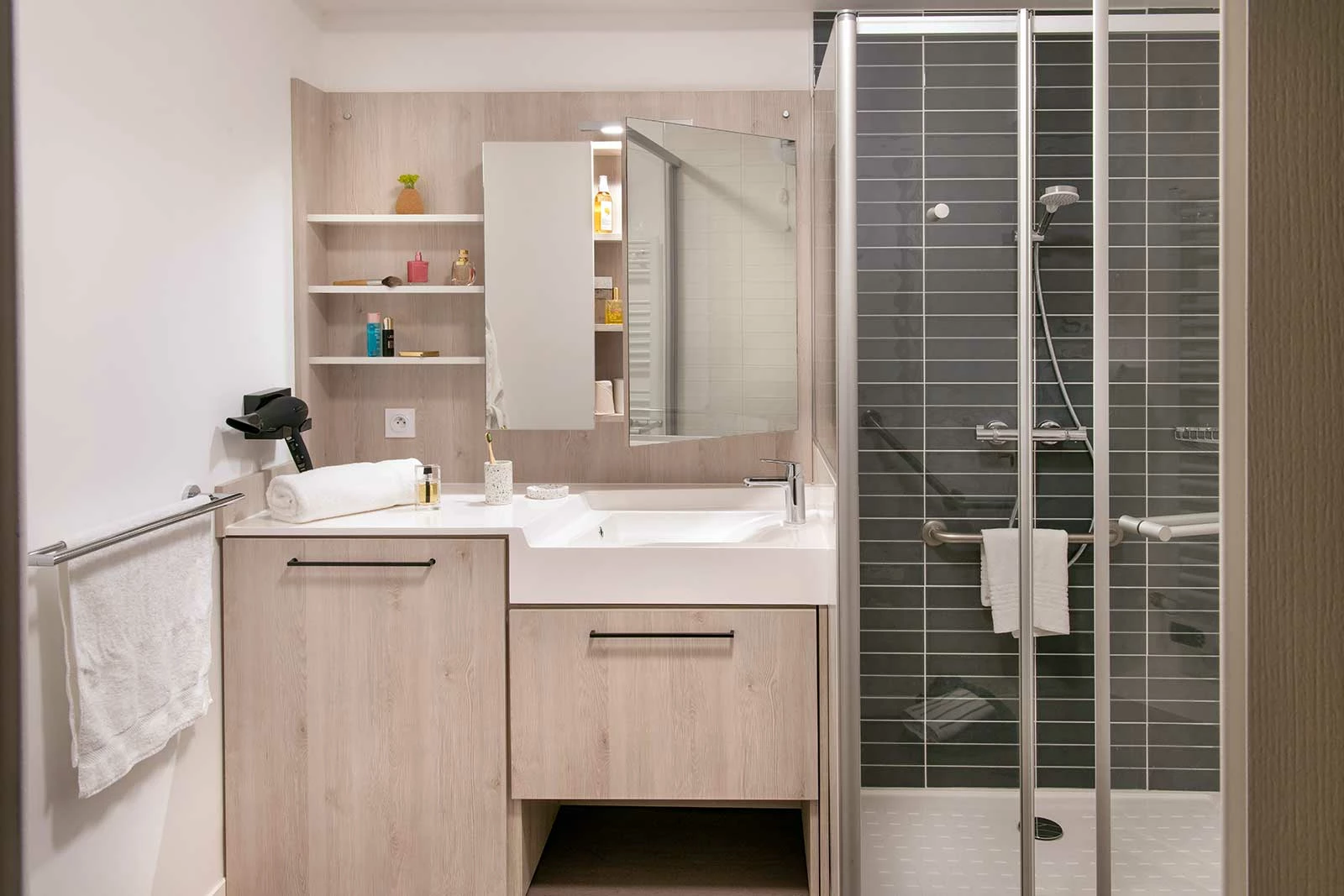 résidence senior morlaix salle de bain