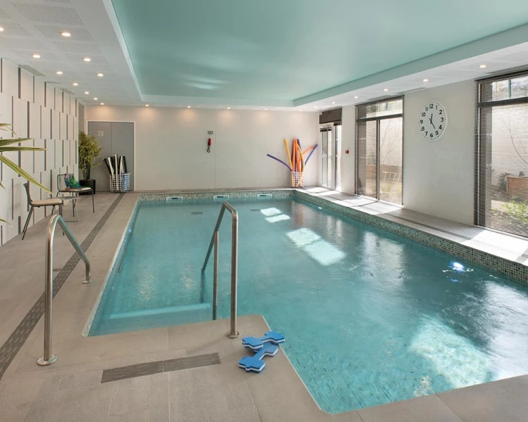 résidence senior rueil malmaison piscine