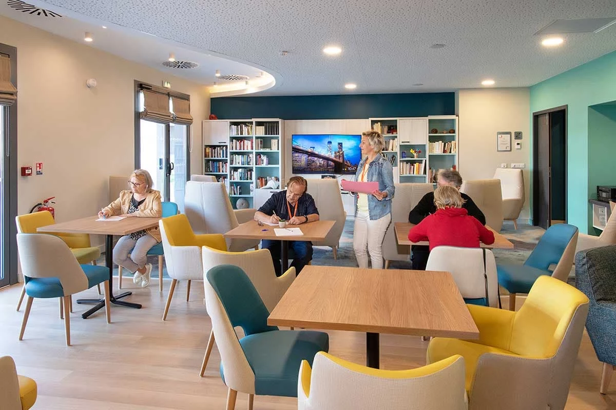 résidence senior agde salon