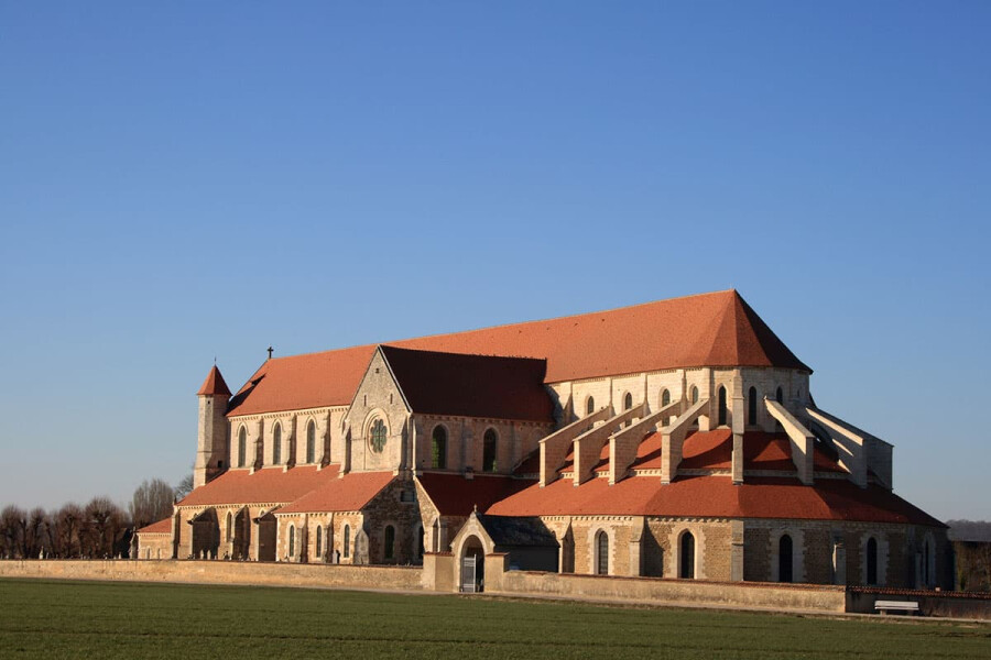 residence-senior-auxerre.jpg