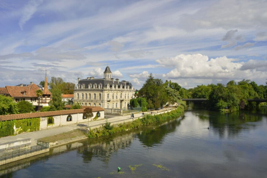 residence-senior-isle-espagnac.jpg
