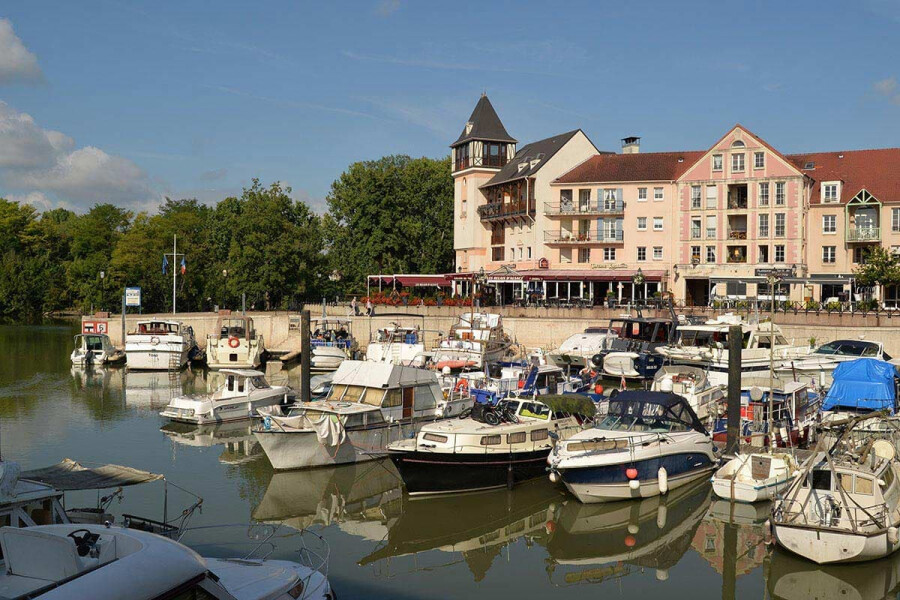 residence-senior-cergy.jpg