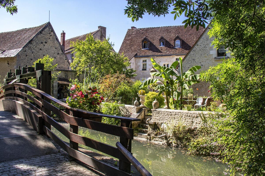 residence senior joue les tours ville
