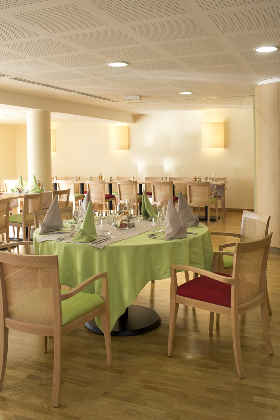 résidence senior chartres restaurant