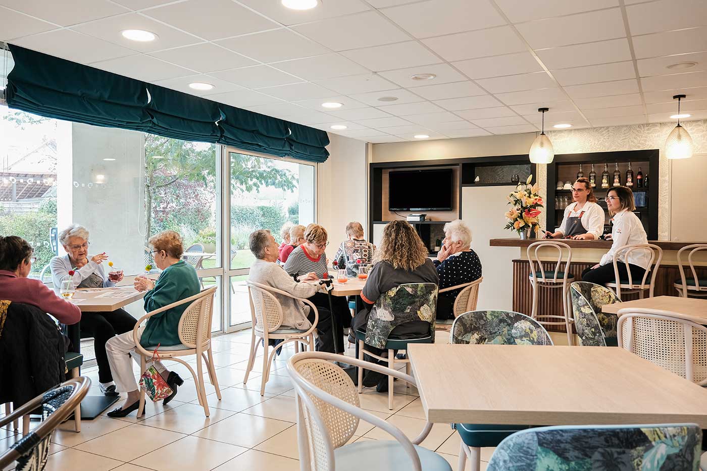 résidence senior Vierzon bar