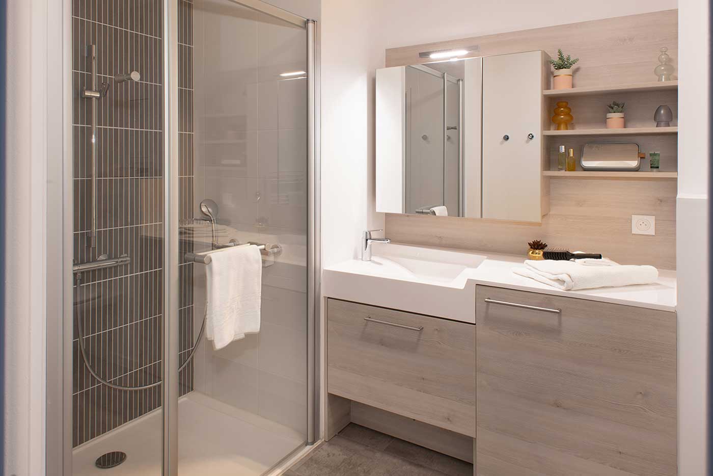 residence senior villenave d'ornon salle de bain