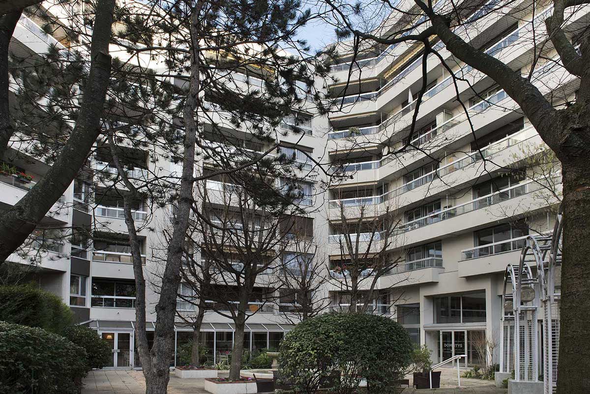 residence-senior-paris-exterieur.jpg