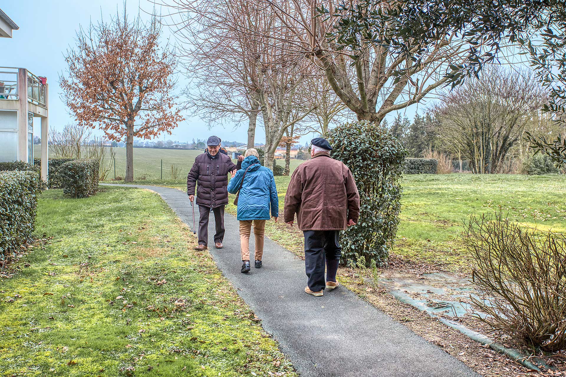 residence senior les gonds jardin