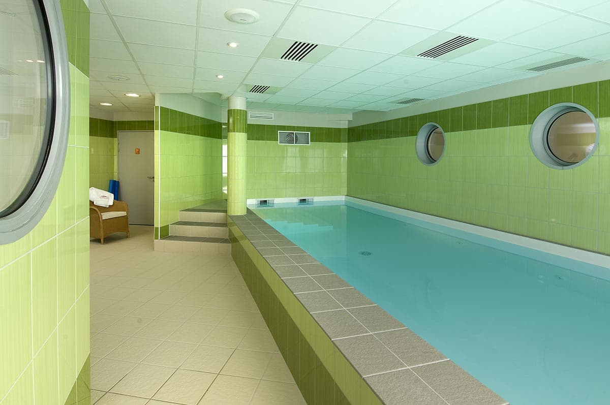 résidence senior orléans piscine
