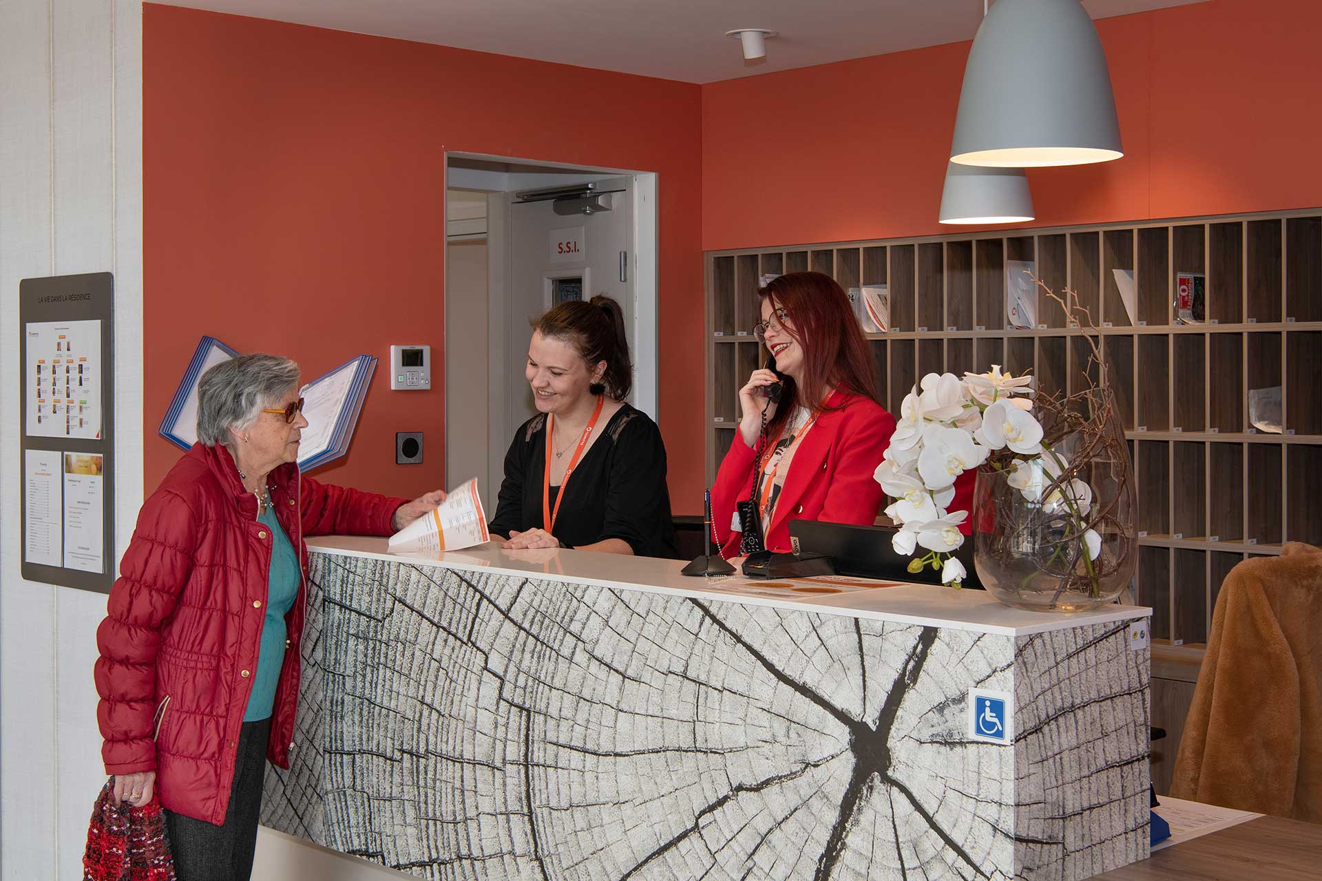 residence-senior-saint-aubin-les-elbeuf-acceuil.jpg