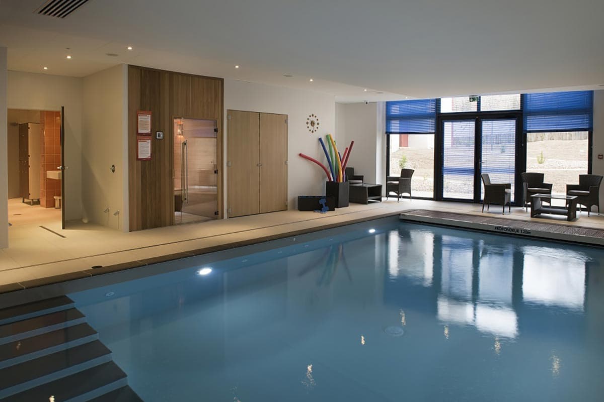 résidence senior saint-brieuc piscine