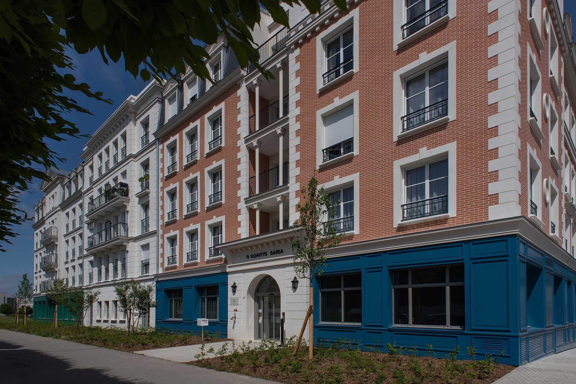 residence-senior-serris-exterieur.jpg