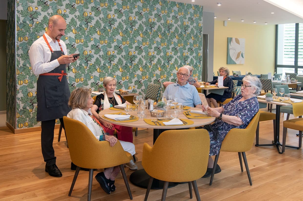 residence-senior-domitys-restaurant.jpg