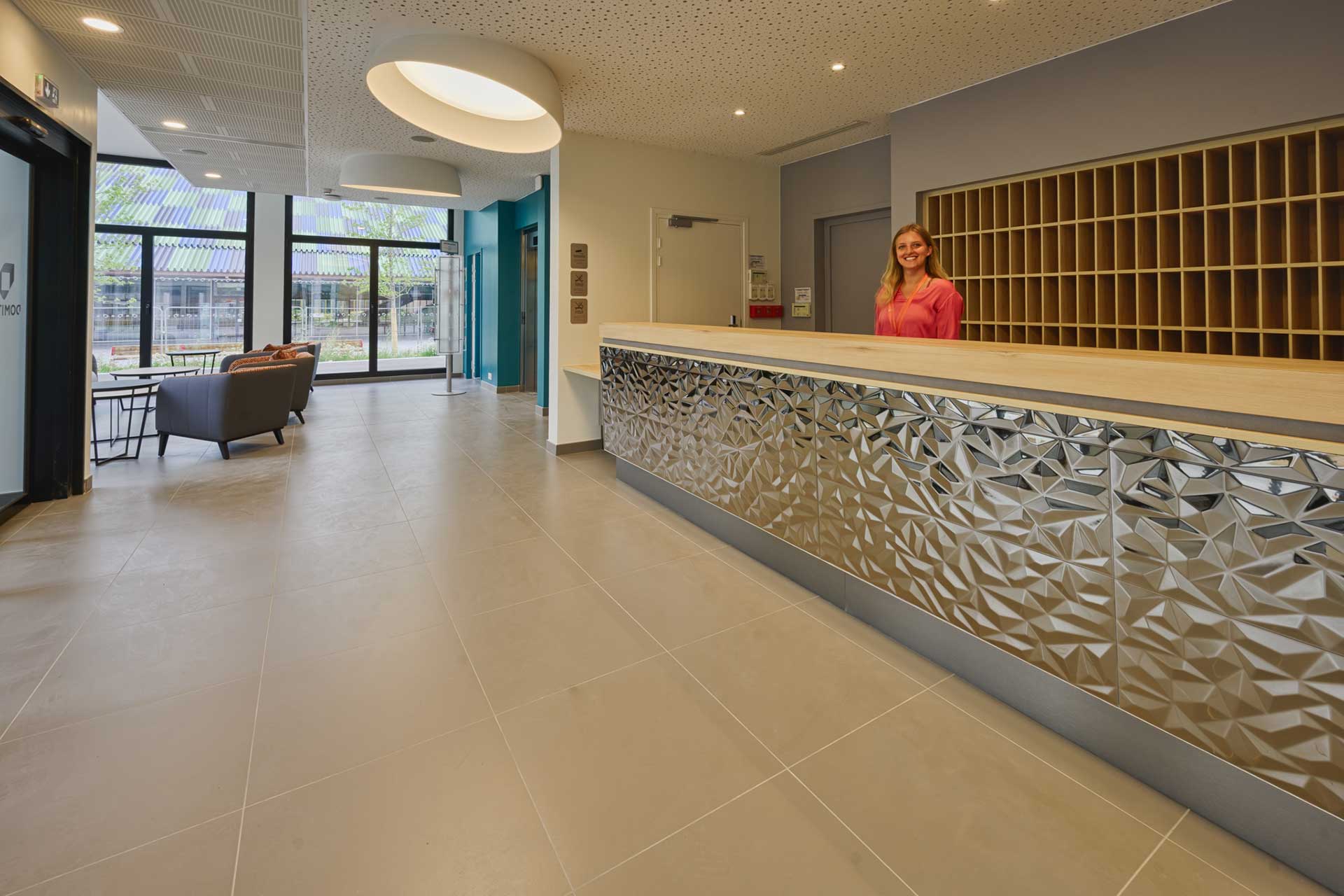 residence-senior-domitys-accueil.jpg