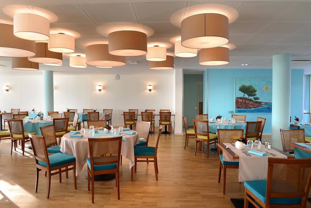 résidence senior fréjus restaurant