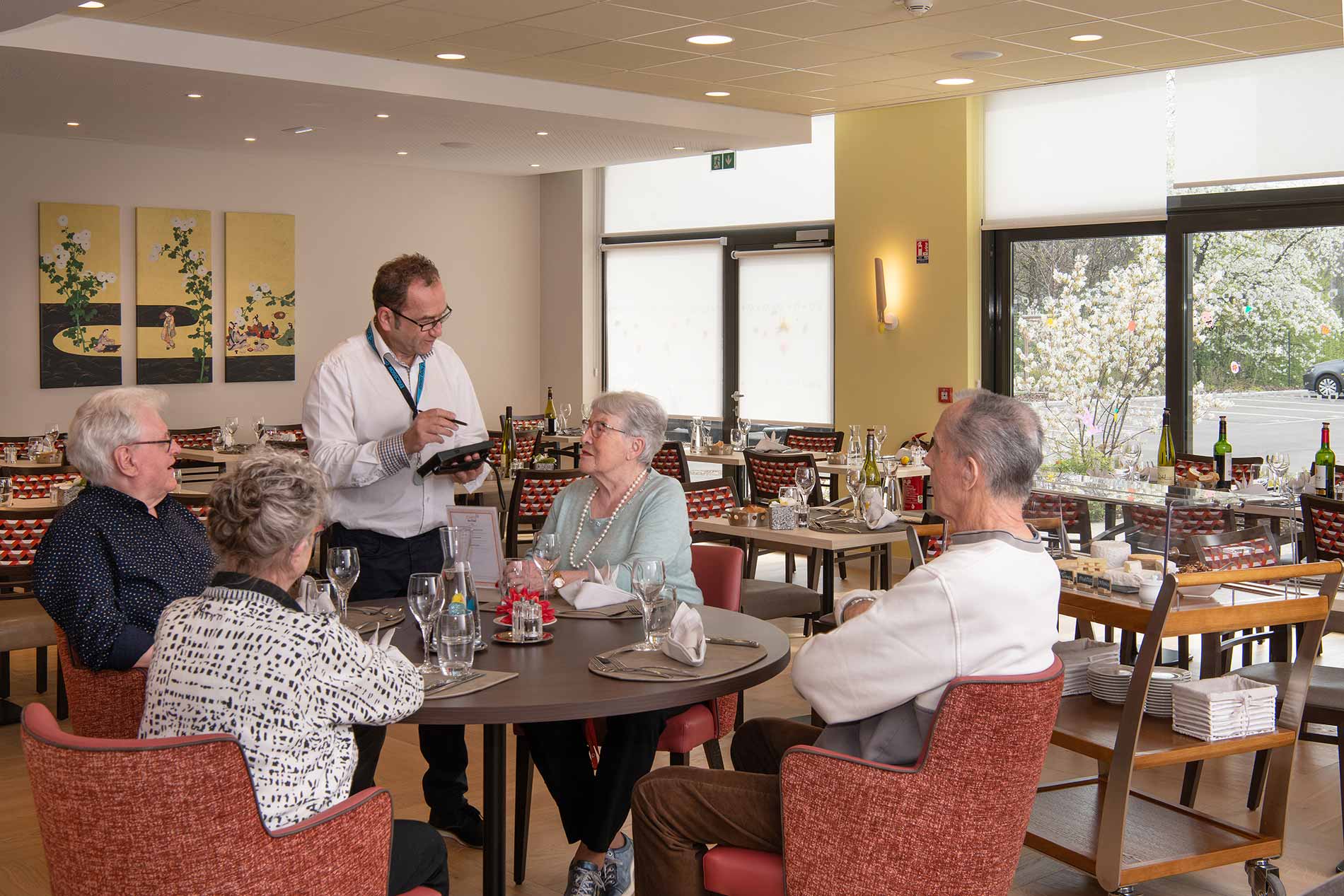 residence senior mulhouse restaurant