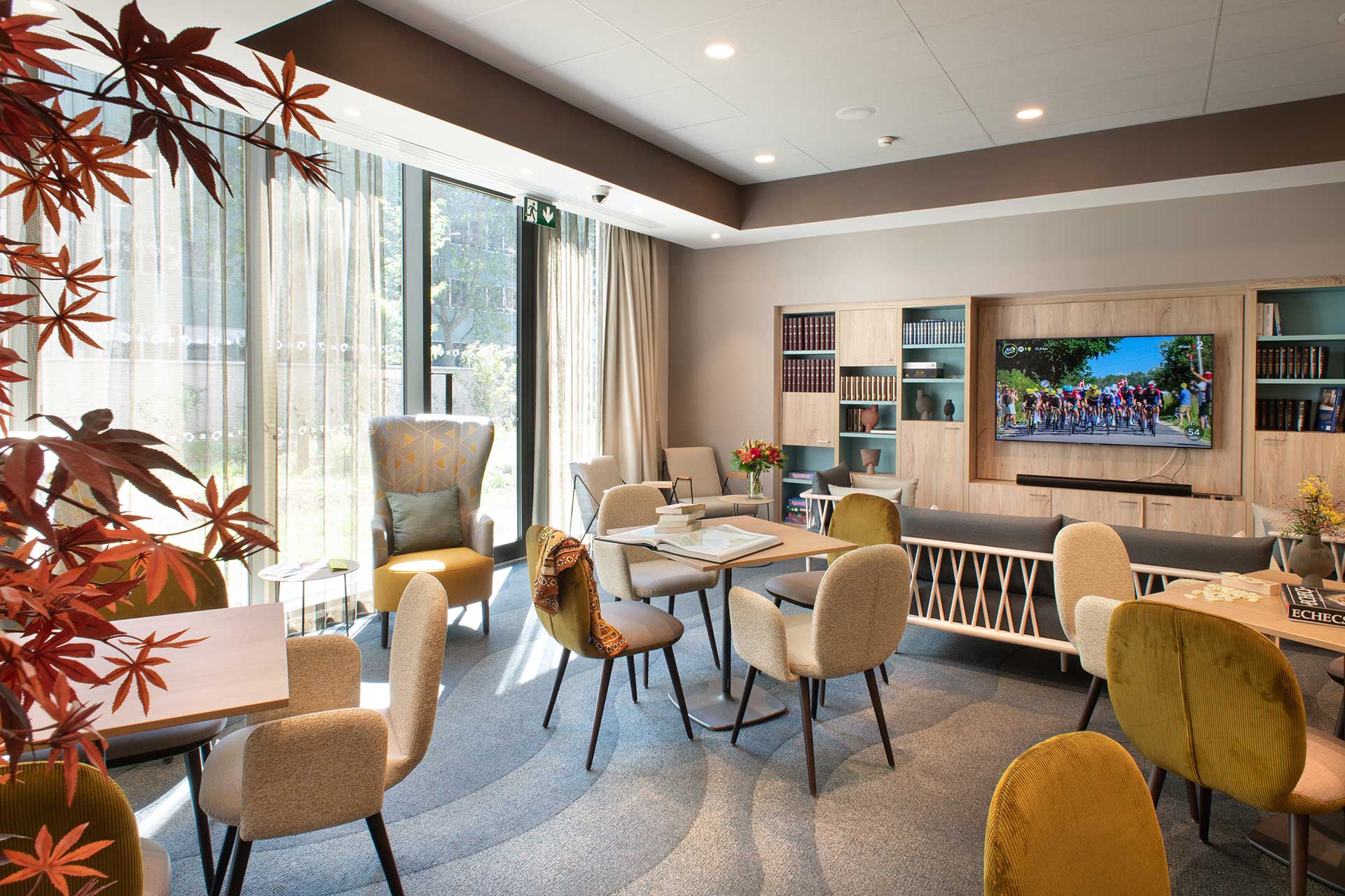 residence senior villepinte  salon