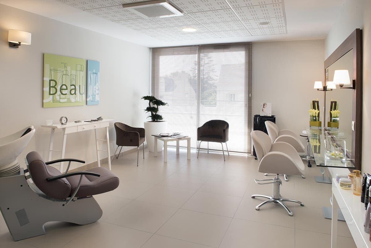 résidence senior landerneau coiffeur