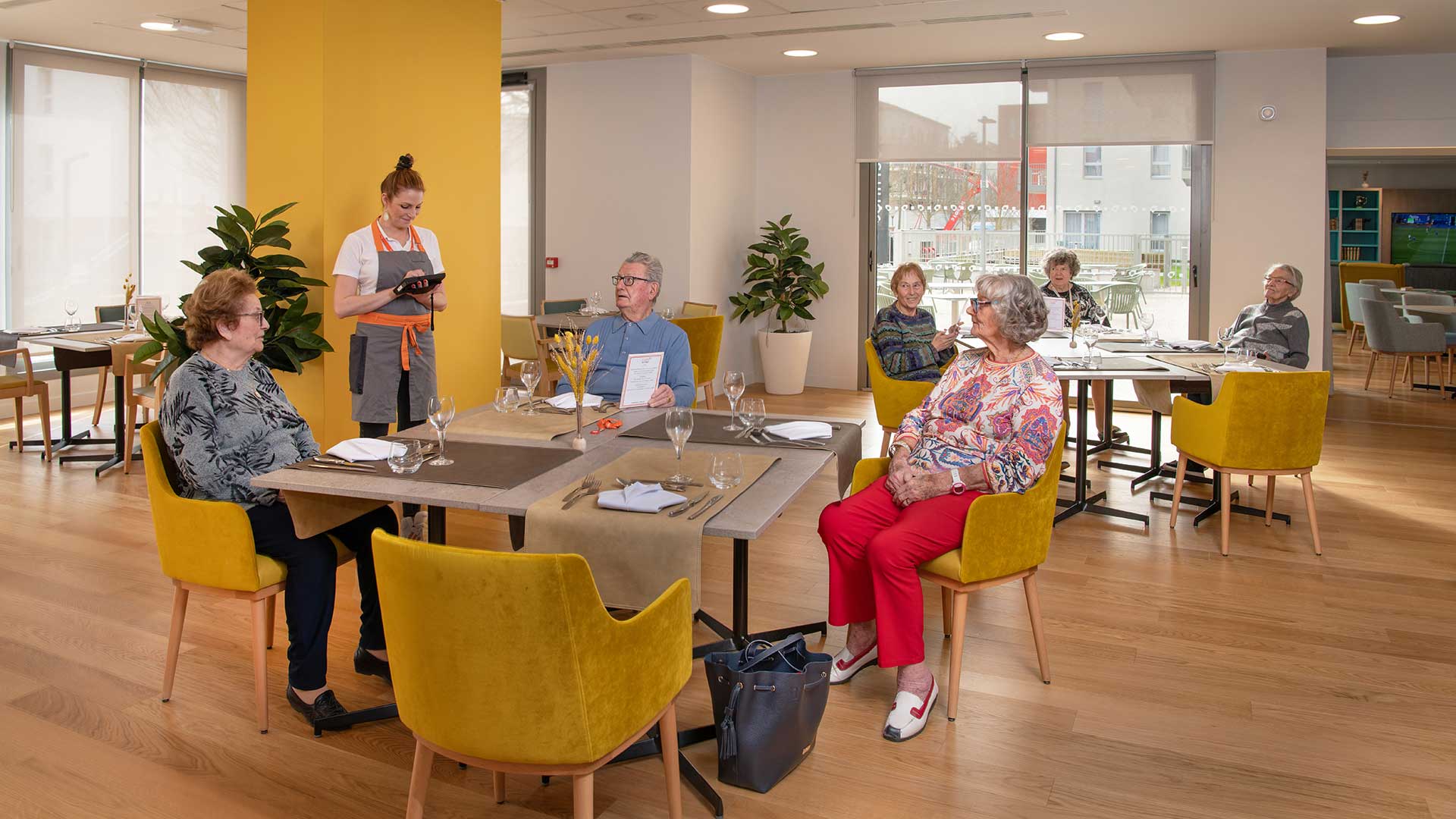 residence-senior-le-puy-en-velay-restaurant.jpg