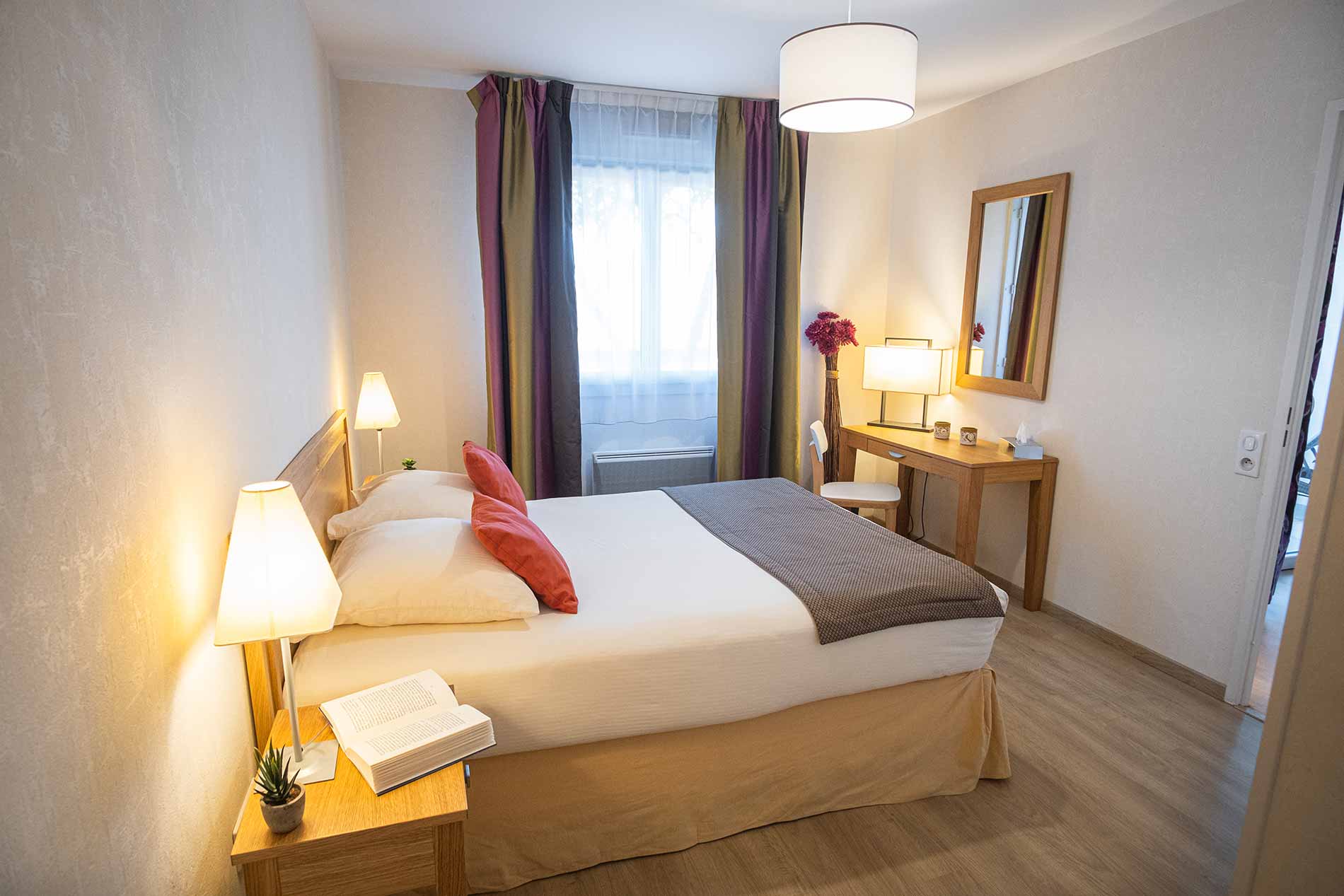 residence-senior-panazol-chambre.jpg