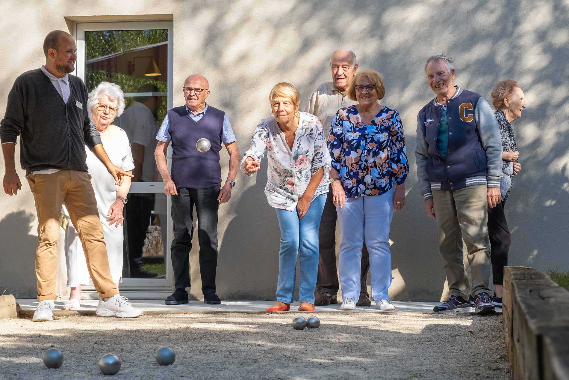 residence-senior-panazol-boulodrome.jpg