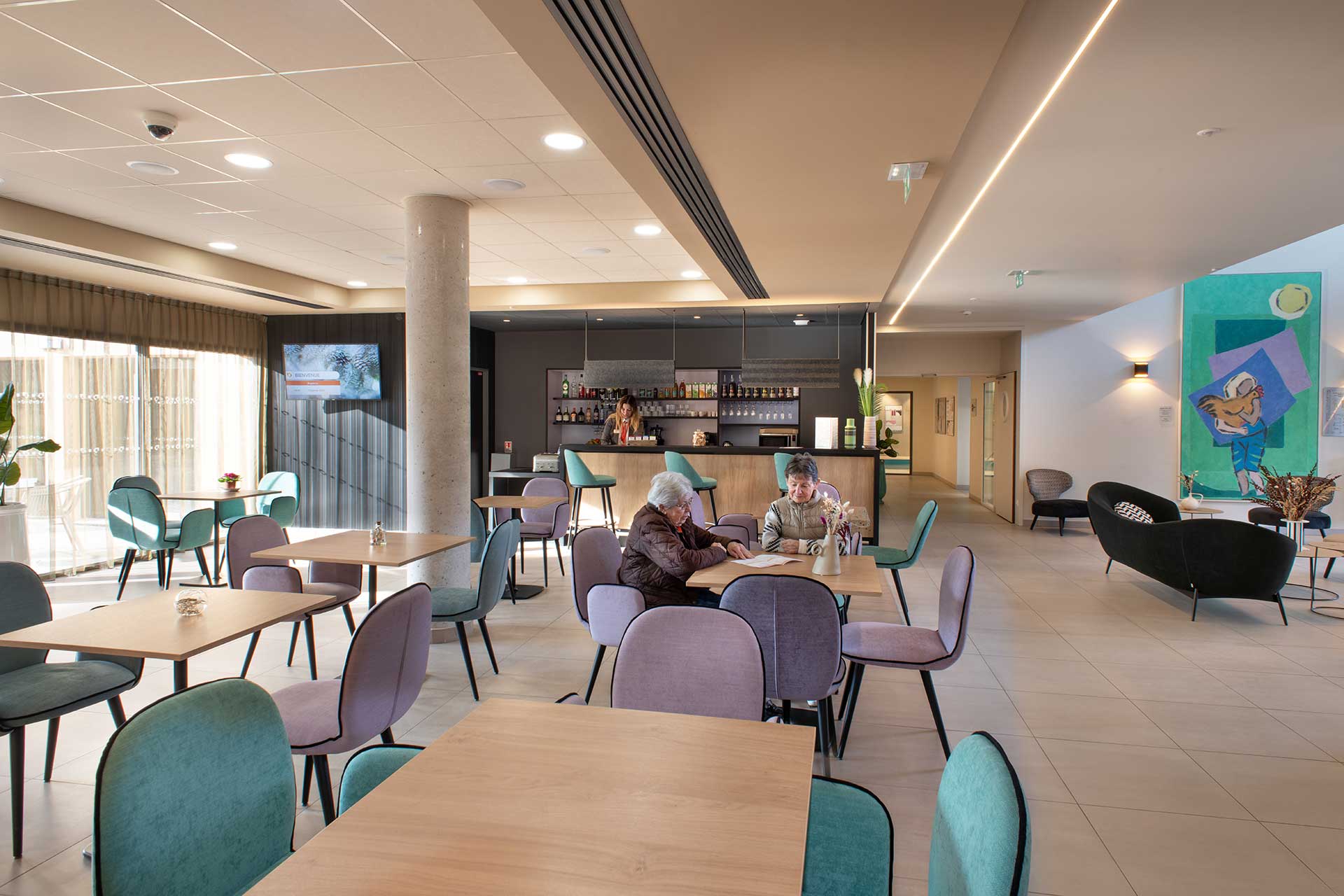 residence-senior-domitys-bar.jpg
