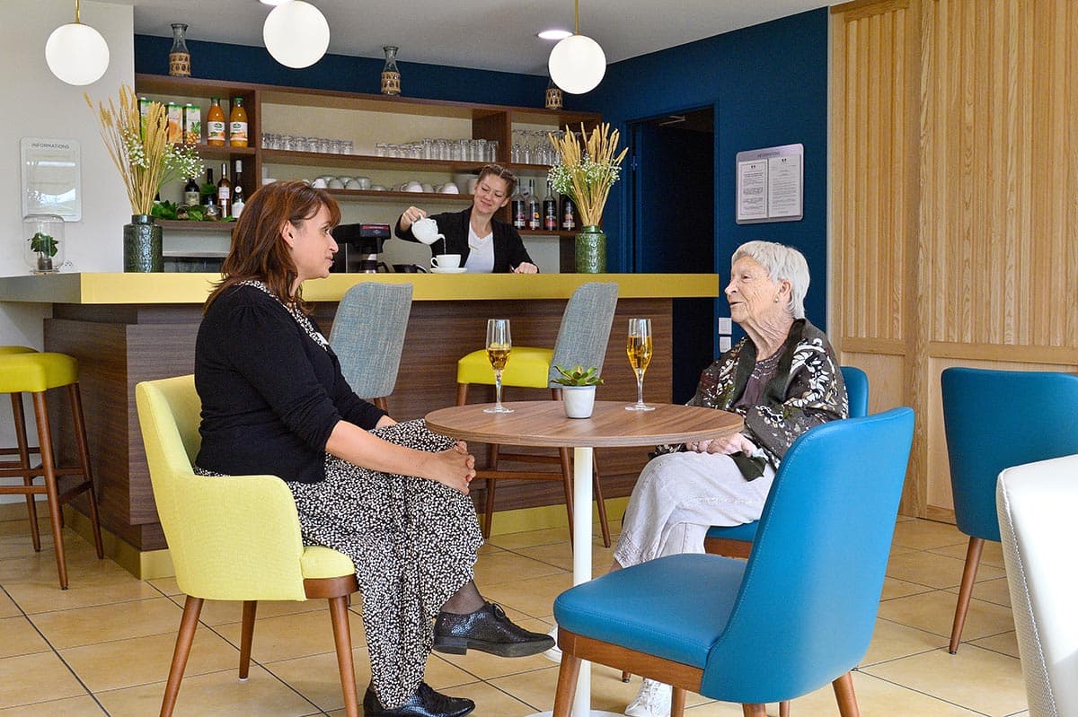 résidence senior montluçon bar