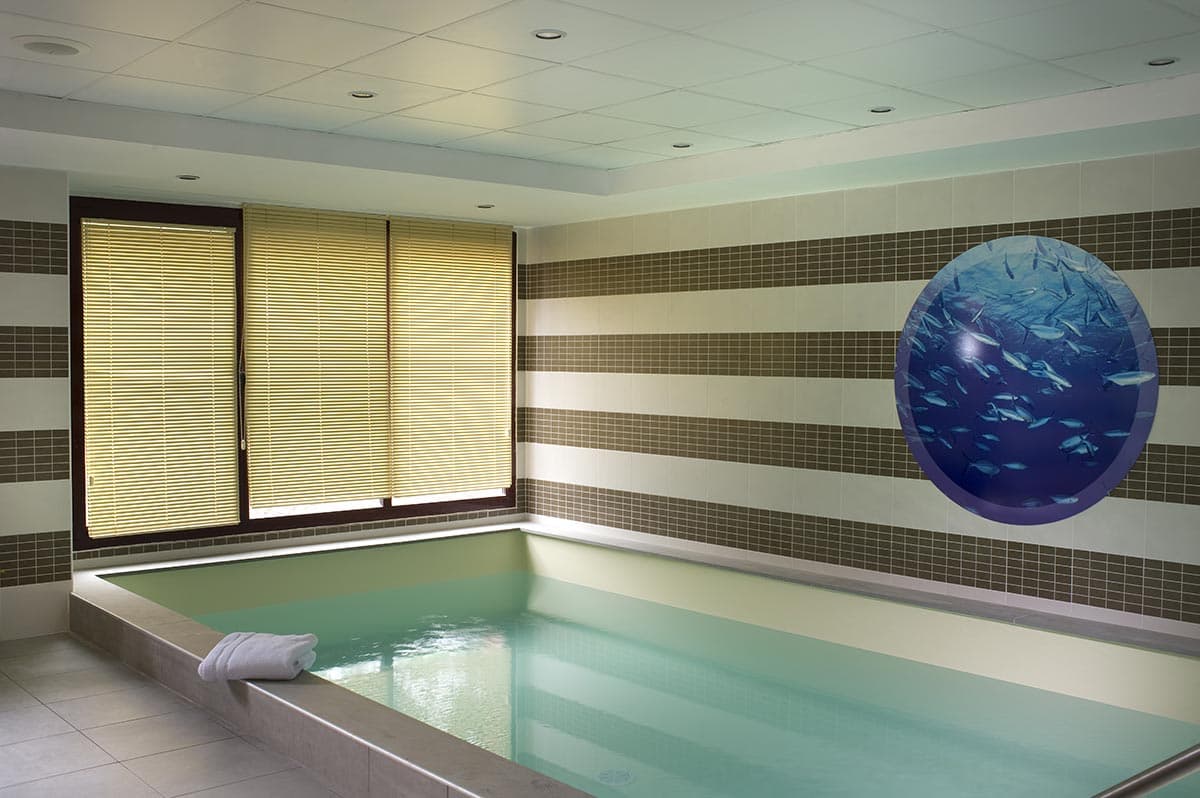 résidence senior montrond-les-bains piscine