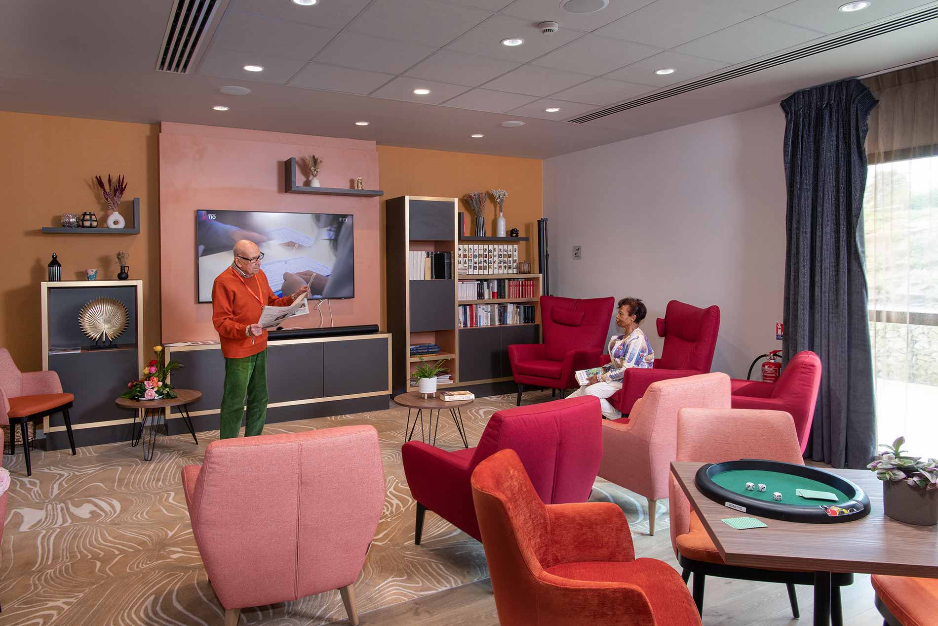 residence-senior-quimper-salon.jpg