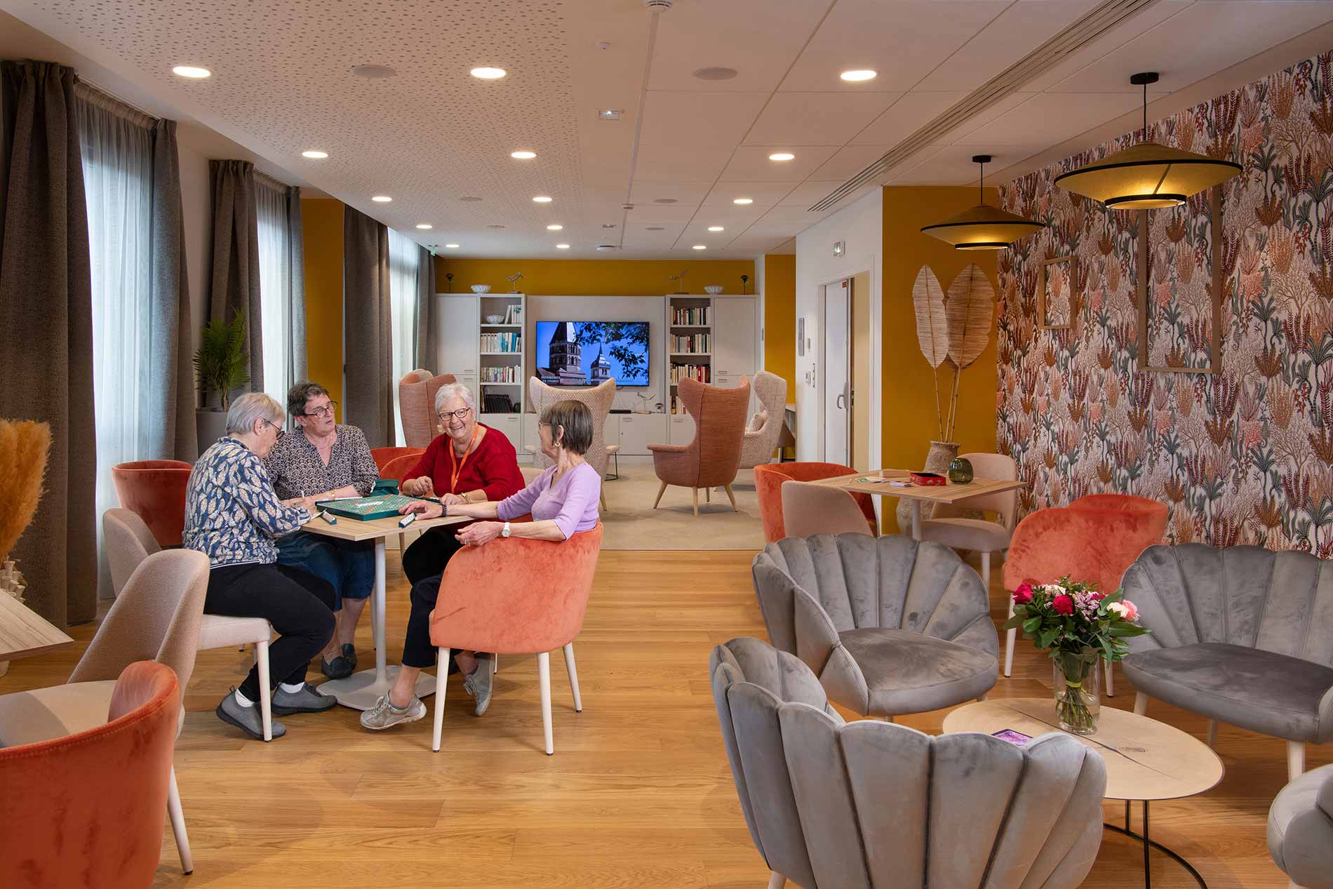 residence-senior-cherbourg-salon.jpg