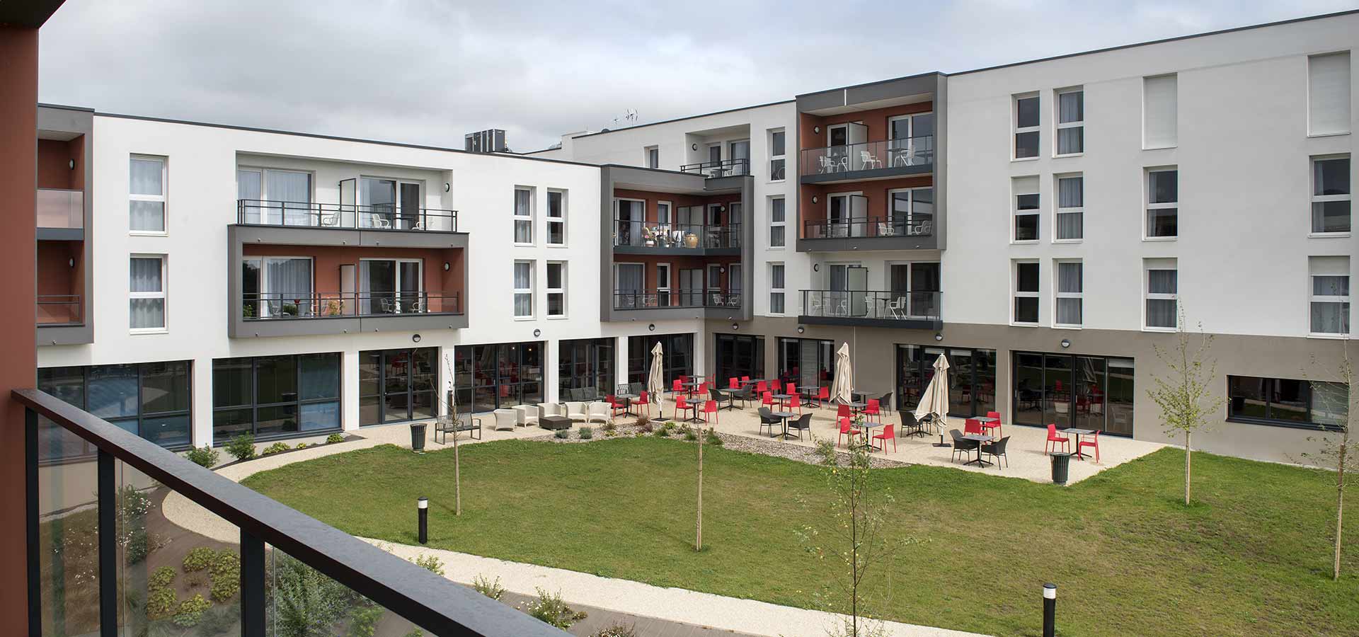 residence-senior-auray-exterieur
