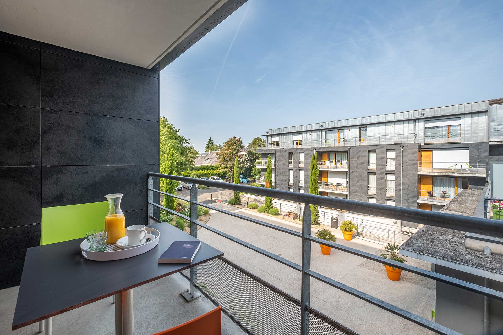 residence-domitys-amboise-balcon.jpg