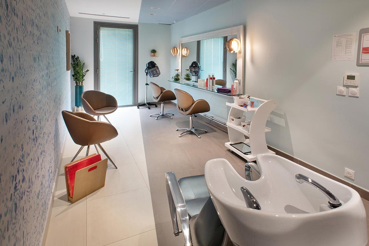 résidence senior saint-quentin coiffeur