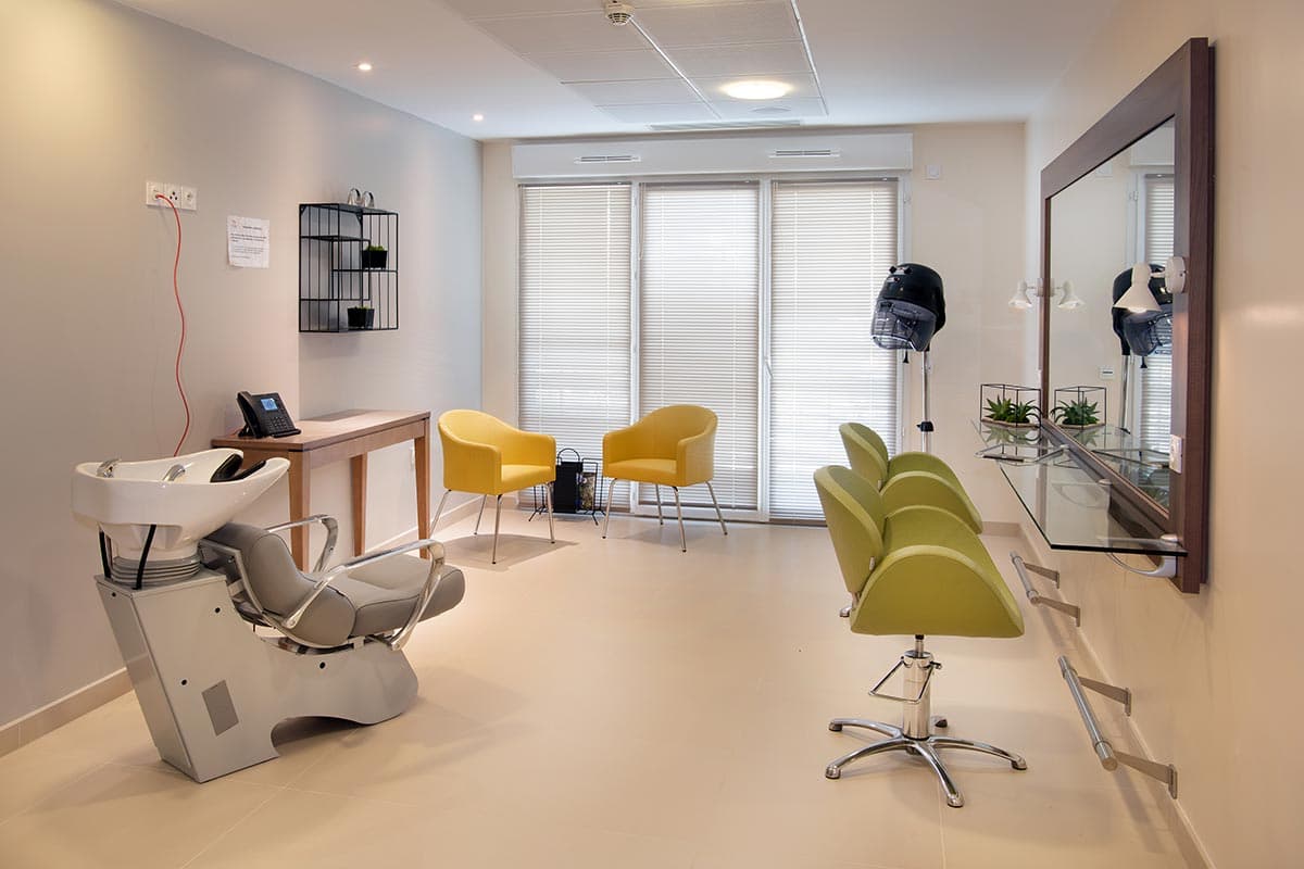 résidence senior corbeil coiffeur