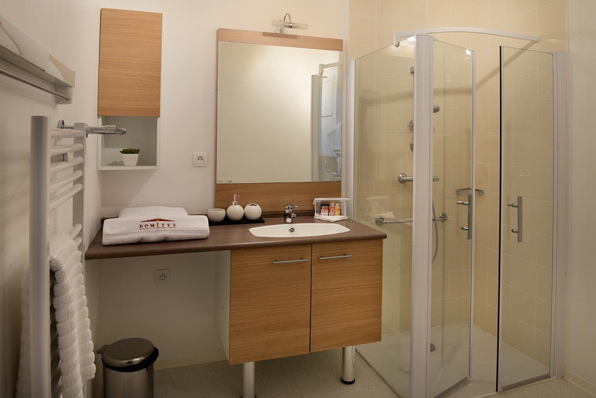 résidence senior perpignan salle de bain